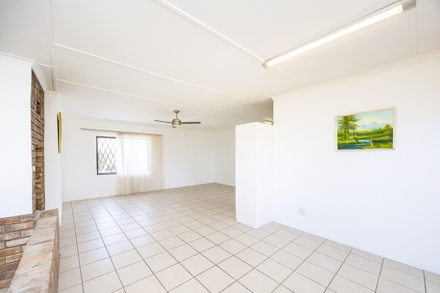 4 Bedroom Property for Sale in Cambridge West Eastern Cape